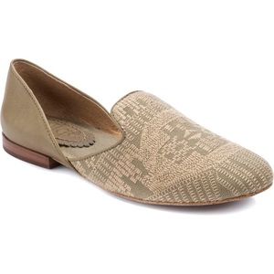 Latigo Shoes Embroidered Geometric Flats size 7.5